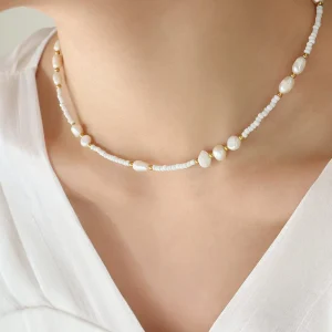 Angel : Collier ras du cou en perle d'eau douce naturelles